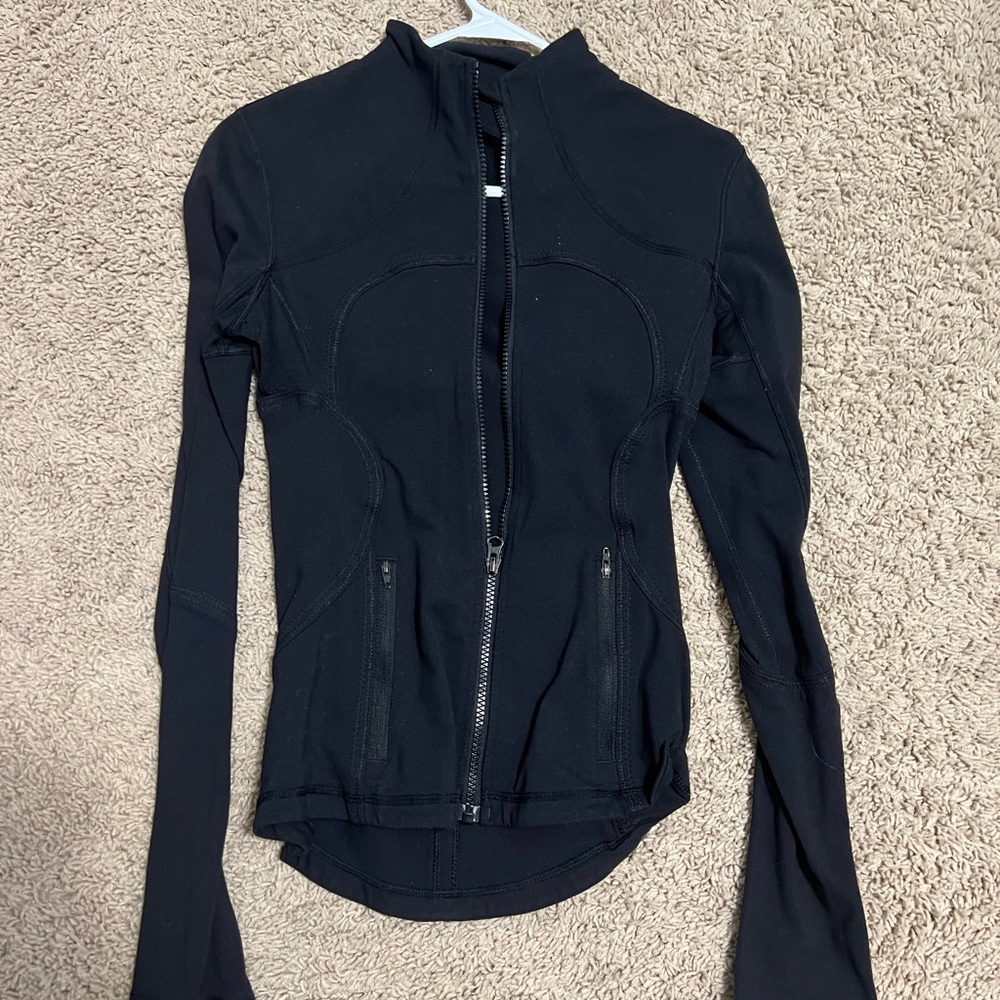 Black size four Lululemon define jacket